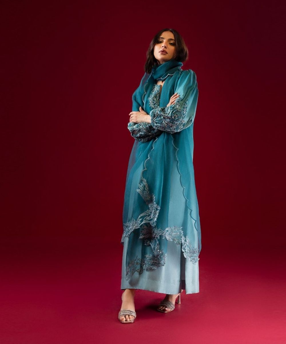 Sea green & teal blue ombre