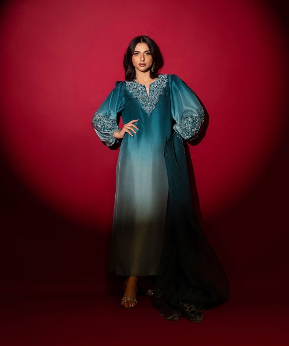 Sea green & teal blue ombre