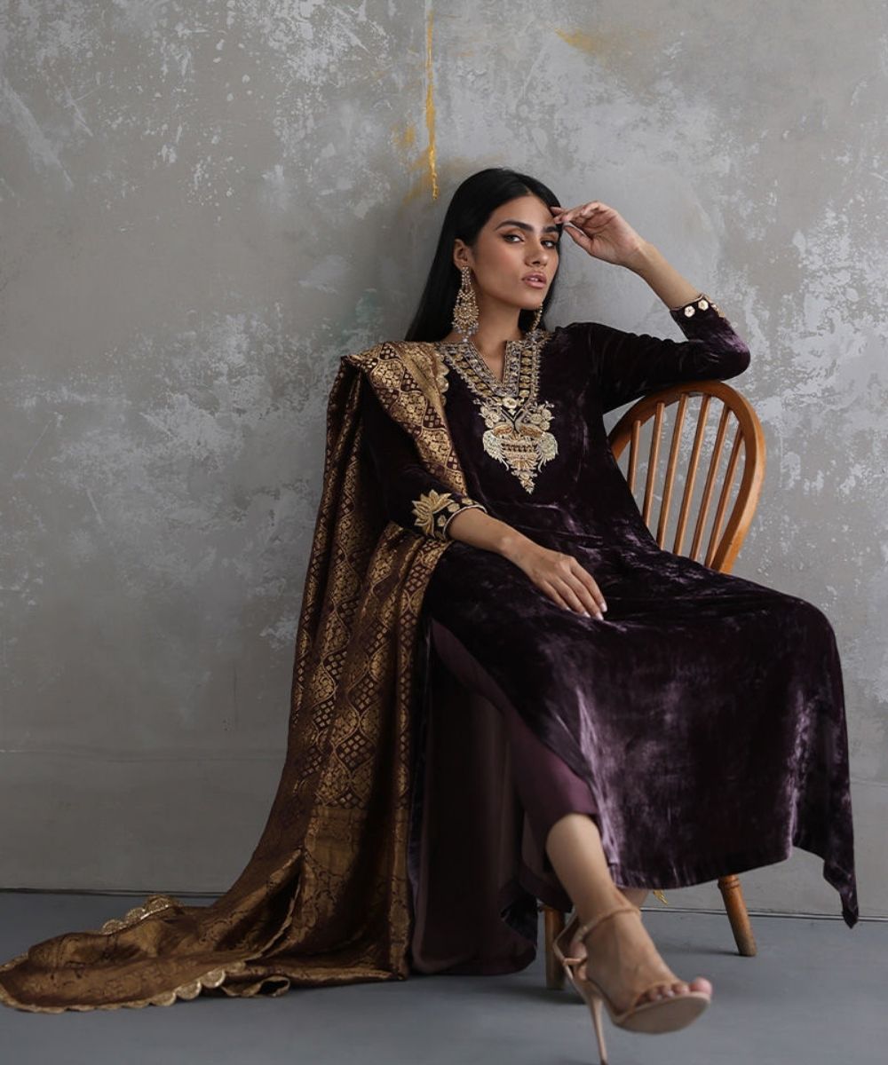 Zari purple velvel suit